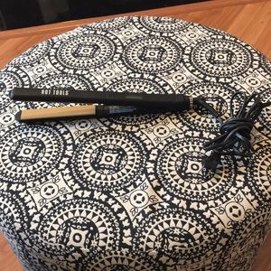 Hot Tools 1 inch XL Flat Iron